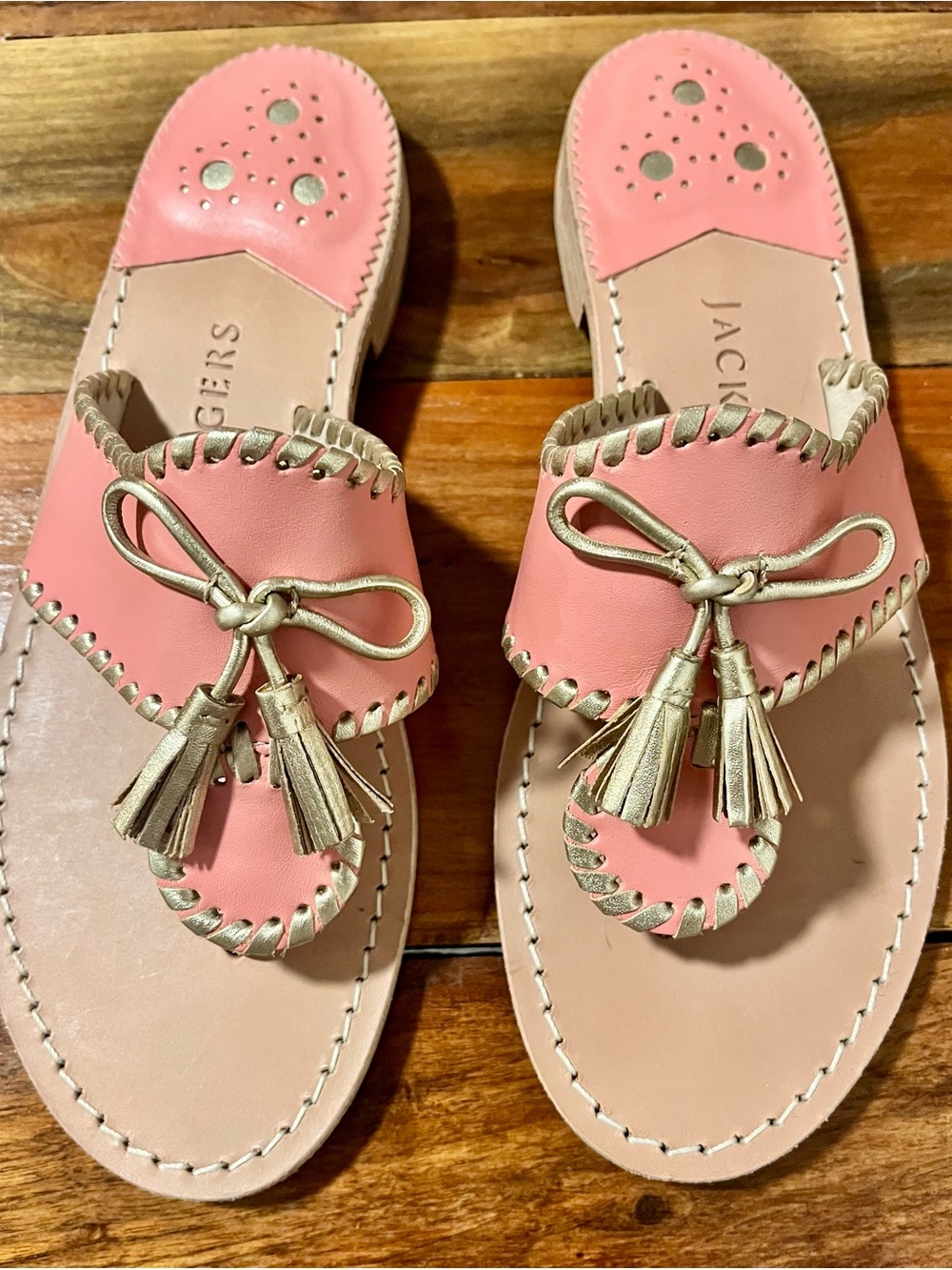 Jack Rogers Women’s Pink and Gold Tassel Slide Sandals in Chalk Pink Sz 8M
